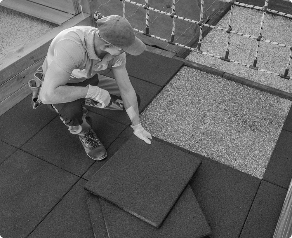 Laying floot tile